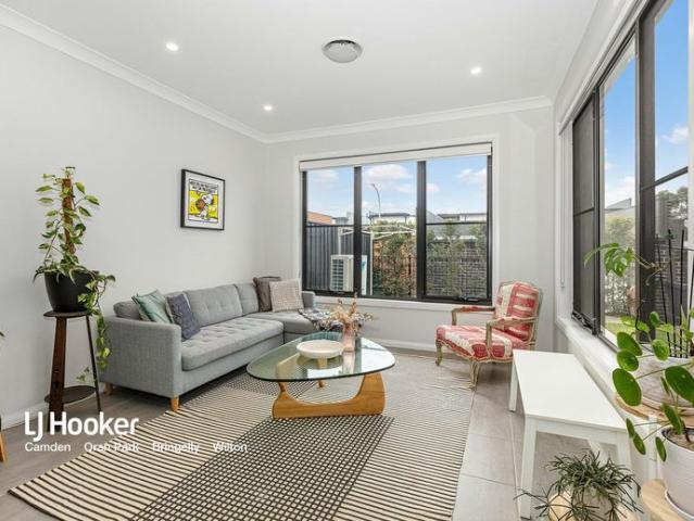 Modern Family Home in a Convenient Austral Location