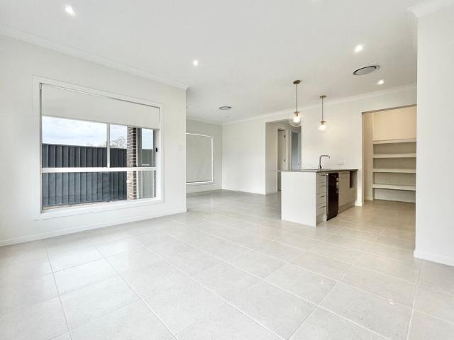 Modern Family Home in a Convenient Leppington Location
