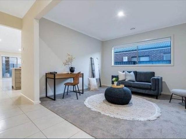 Modern Family Home in a Convenient Location!