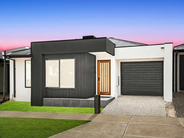 Modern Family Home in a Prime Wollert Location