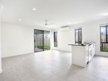 Modern family home in a spectacular location!