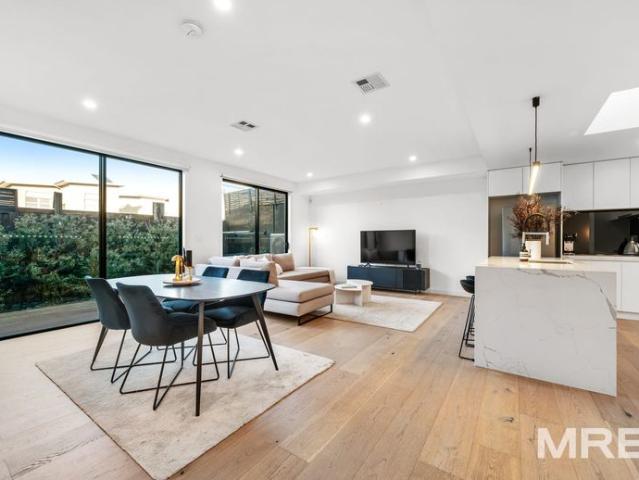 Modern family home in Bayside