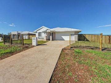 Modern Family Home in Brand New Estate
