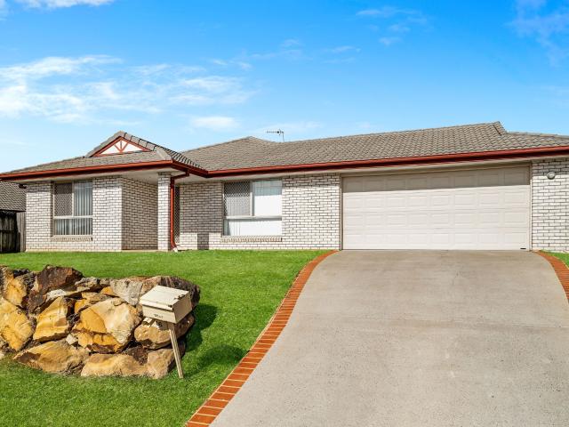 Modern Family Home in Glenvale