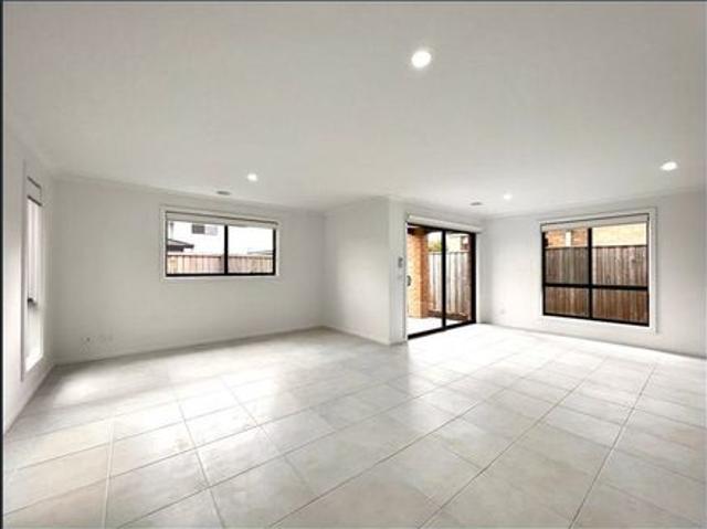 Modern family home in great location!