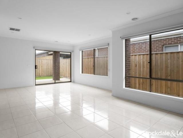Modern Family Home in Donnybrook !