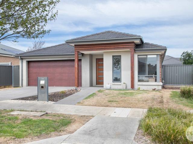 Modern Family Home in Family Friendly Location