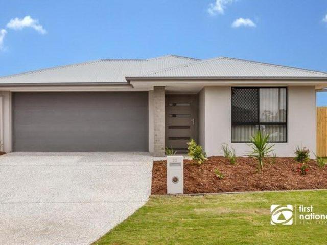 MODERN FAMILY HOME IN KINROSS!
