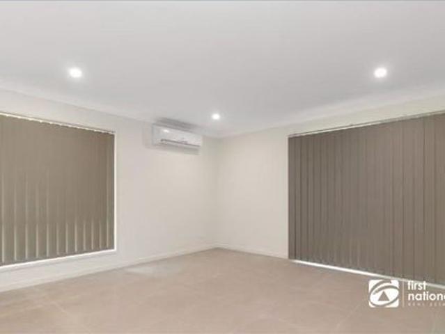 MODERN FAMILY HOME IN KINROSS!