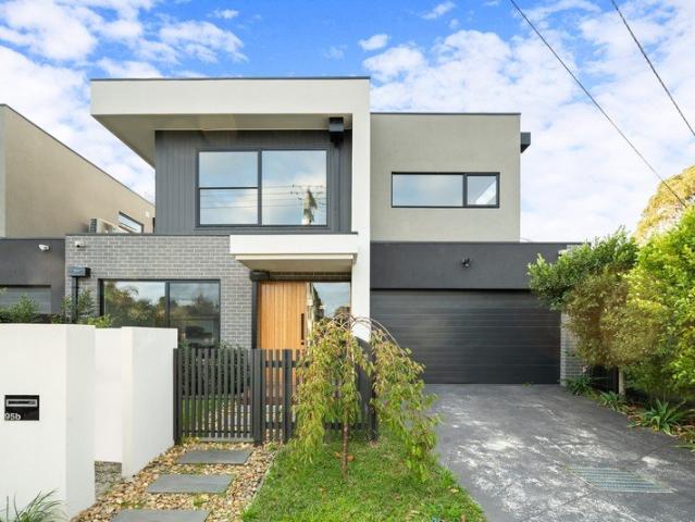 Modern Family Home in Heart of Cheltenham