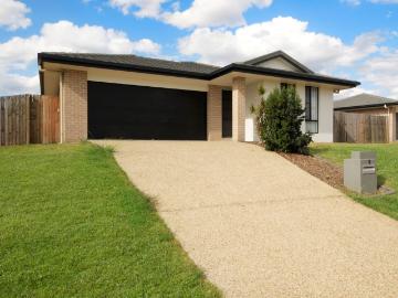 Modern Family Home in Helidon