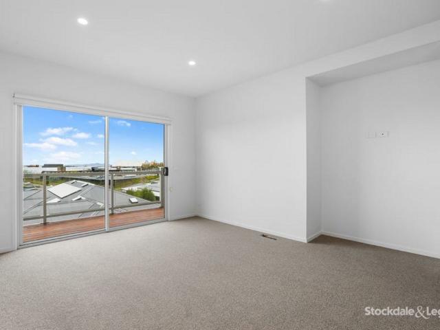 Modern Family Home in Highton