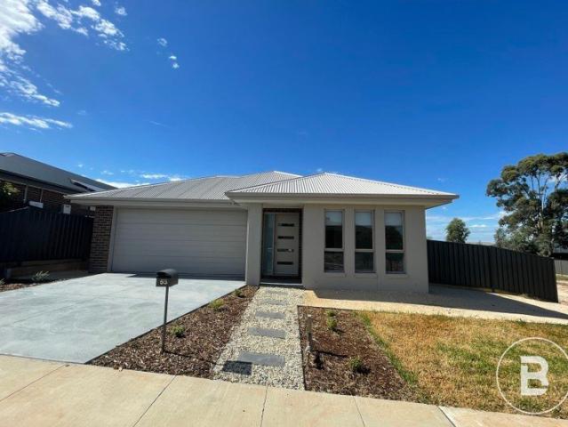 MODERN FAMILY HOME IN HUNTLY