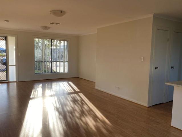 Modern Family Home in Ocean Eyre!