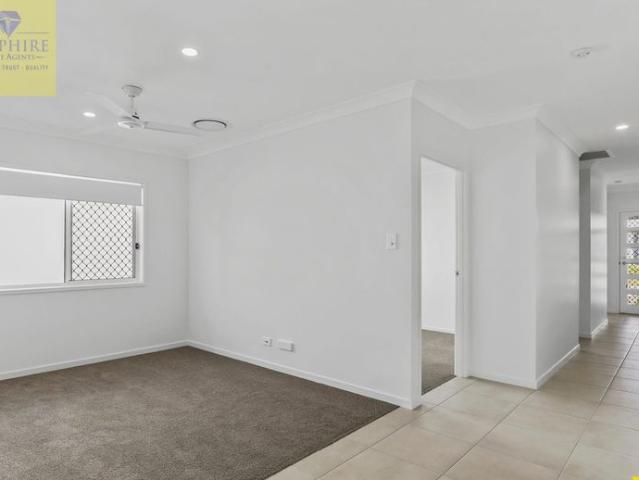 Modern Family Home in Morayfield for Rent with Ducted AC