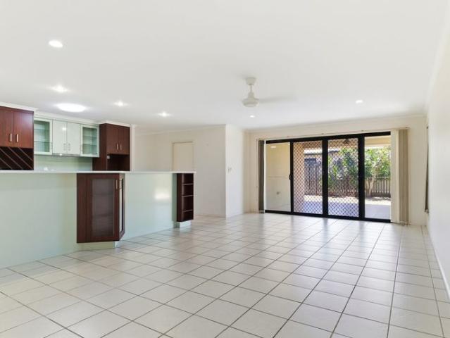 Modern Family Home in Sought After Bargara Spacious, Stylish & Perfectly Located