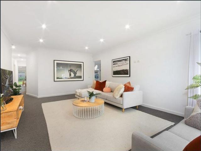 MODERN FAMILY HOME IN POPULAR LOCATION