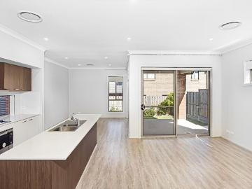 Modern Family Home in Prime Box Hill Location