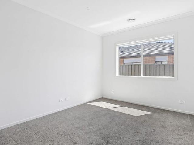 Modern Family Home in Prime Huntly Location