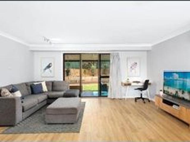 Modern Family Home in Prime Location