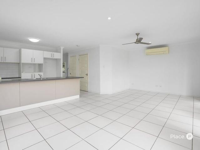 Modern Family Home in Prime North Lakes Location