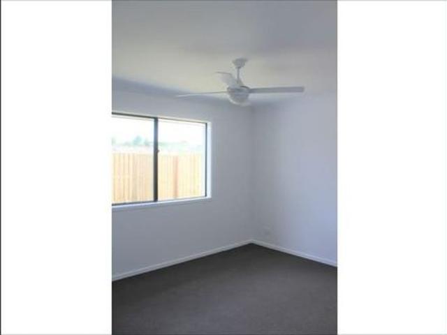Modern Family Home in Prime Pimpama Location