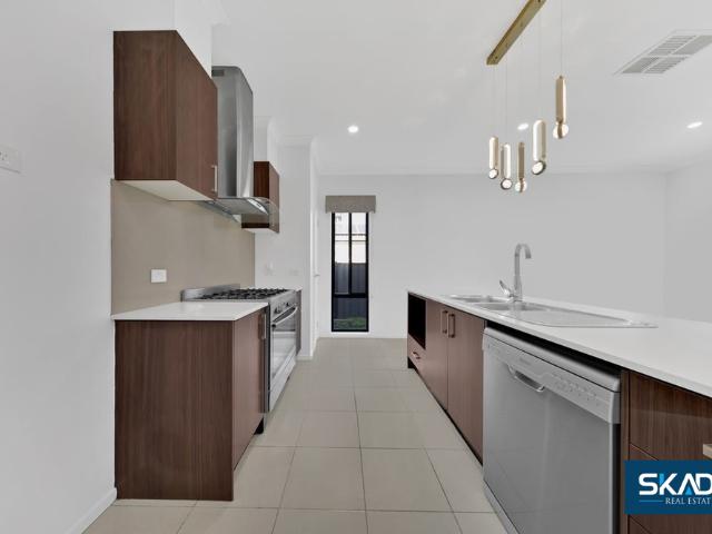 Modern Family Home in Prime Wollert Location