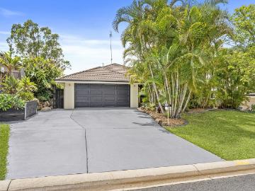 Modern Family Home in Prime Upper Coomera Location