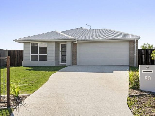 Modern Family Home in Quiet Pittsworth Cul De Sac