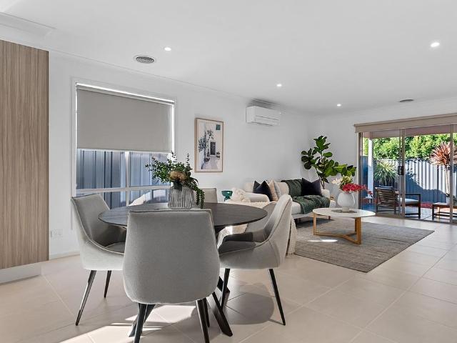 Modern Family Home in Weir Views