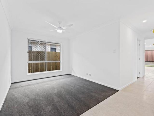 Modern Family Home in the Heart of South Ripley