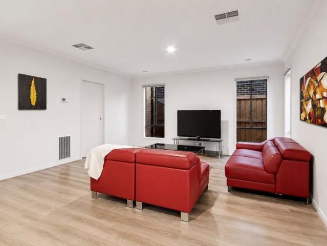 Modern Family Home Just 5 Minutes’ Walk to Riverdale Village and New Train Station!