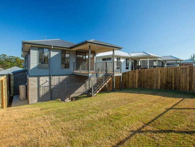 Modern Family Home Ready for the New Year