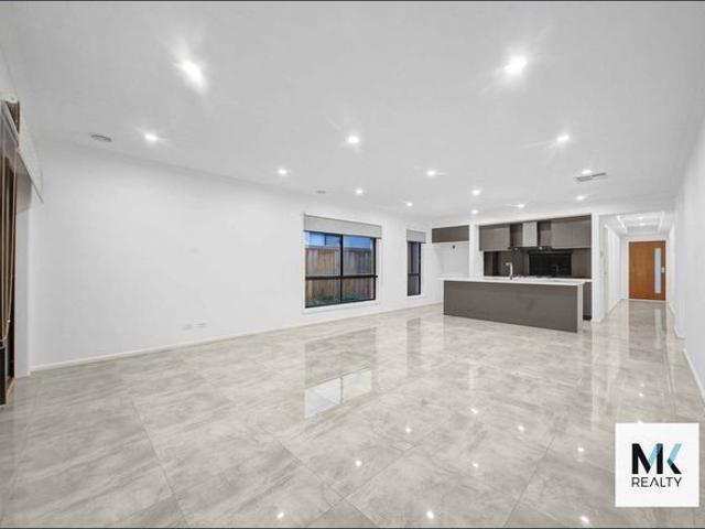 Modern Family Home with 2 Living Areas in Prime Truganina Location | 4 Bed | 2 Bath | Double Garage