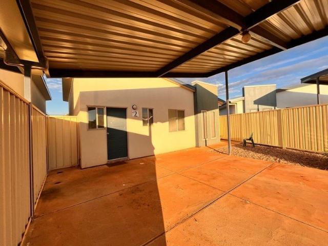 Modern Family Home with Two Ensuites To register to view & apply for this property, please use this link: applysafe.com.au/tenant application/81R4H