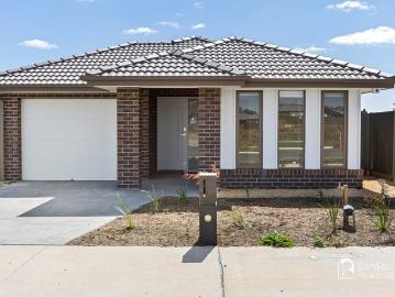 MODERN FAMILY HOME WITH LOW MAINTENANCE LIVING IN HUNTLY