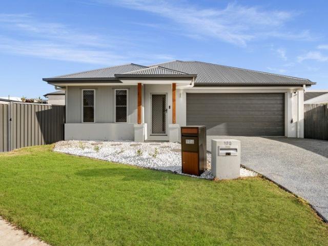 Modern Family Home with Media Room, Ducted Air & Impressive Solar Battery System