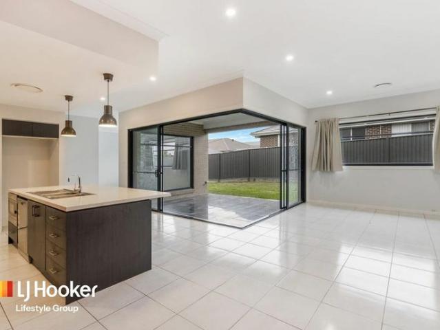 Modern Family Home with Multiple Living Areas & Theatre Room