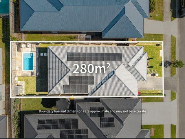 Modern Family Home with Pool AND SOLAR! Peaceful Living at South Maclean