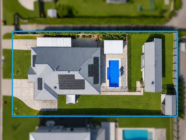 Modern Family Home with Self Contained Granny Flat on 1,350m²