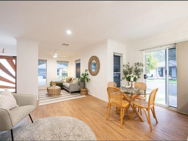 Modern Family Home with Smart Upgrades & Prime Fitzgibbon Location