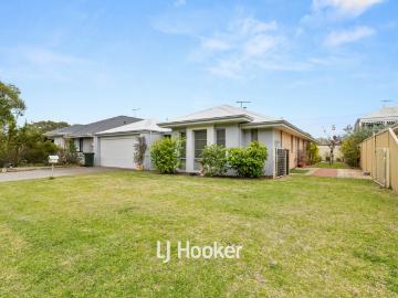 Modern Family Home with Space, Comfort & Side Access