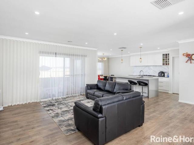 MODERN FAMILY HOME WITH SPACE, STYLE AND CONVENIENCE