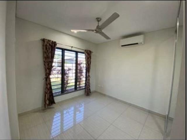 Modern Family Home with Spacious Backyard at Johnston NT 0832