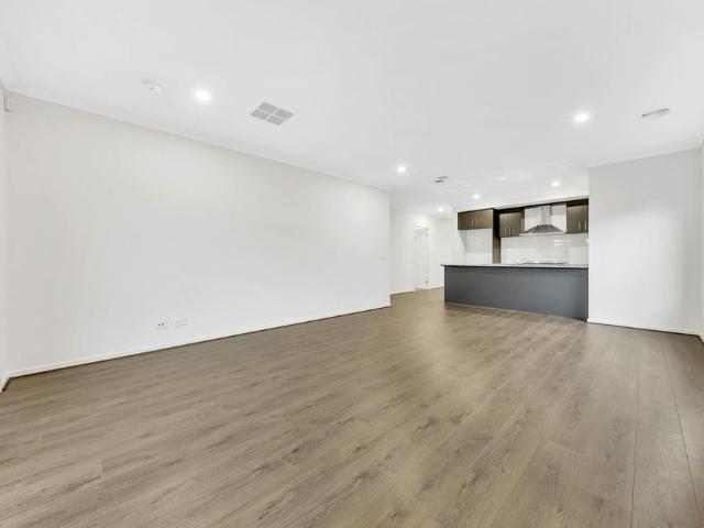 Modern Family Home with Spacious Four Bedrooms!
