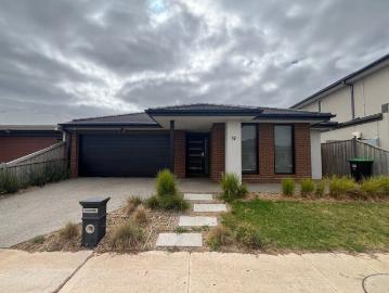 Modern Family Home with Spacious Living & Low Maintenance Yards