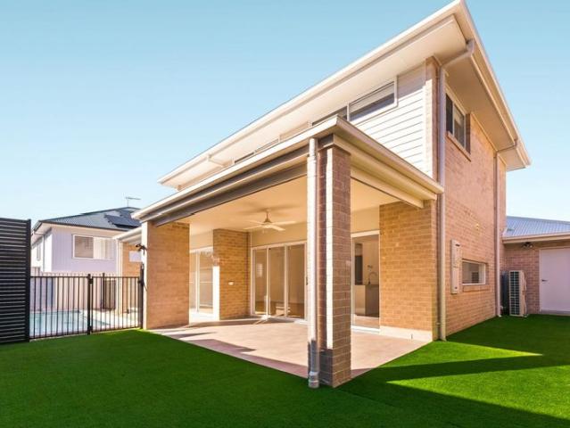 Modern Family Luxury with Heated Pool