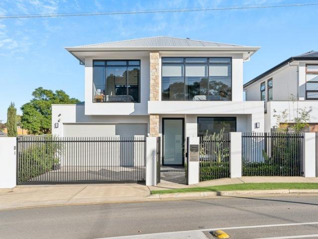 Modern Family Luxury in a Quiet Tightly Held Tranquil Setting