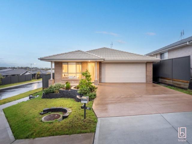 Modern Family Living 1 Year Old Home
