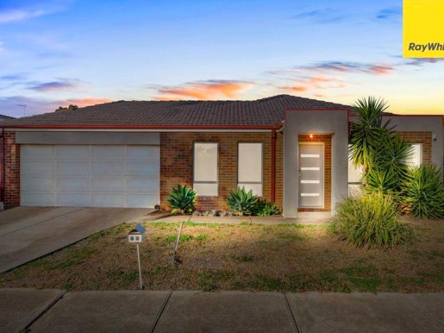 Modern Family Living with Multiple Living Zones & Quality Finishes